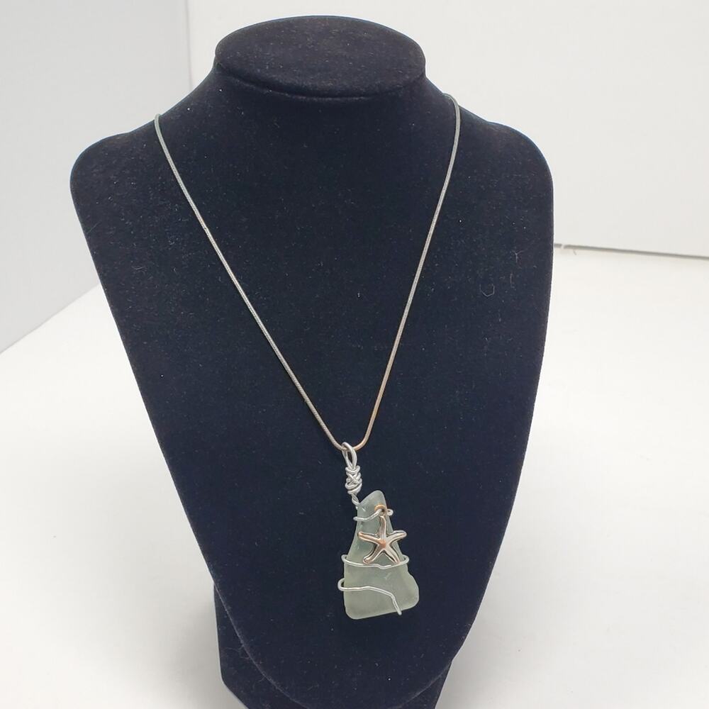Handmade Green sea glass metal necklace with metal star fish charm